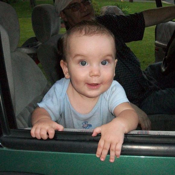 Meet your Posher, Sarah - Picture 1 of 1